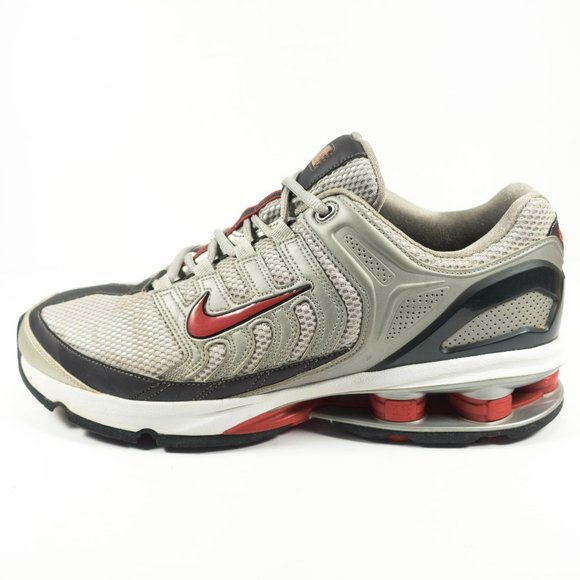 nike shox golf shoes